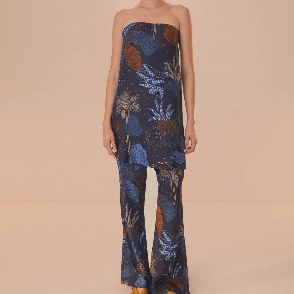 FARM RIO. Navy Blue Night Jungle Strapless Blouse